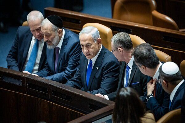 Israel is on the Verge of Breakdown/ Netanyahu is Unable to Find a Solution